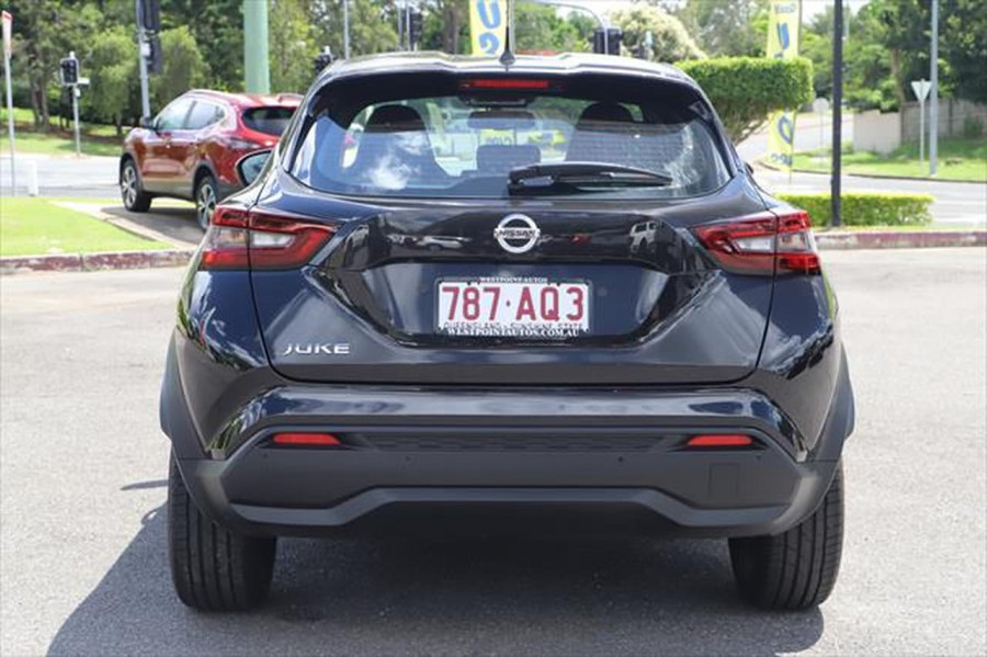 2020 Nissan JUKE F16 ST-L Hatchback Image 4
