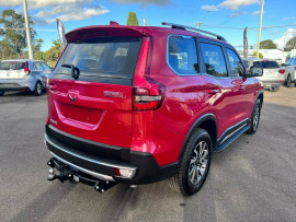 2023 Mahindra Scorpio  Z8 SUV image 9