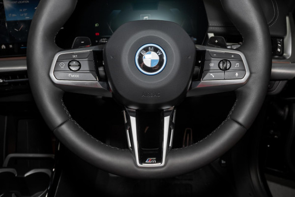 2026 BMW X1 U11 xDrive25e M Sport SUV image 11
