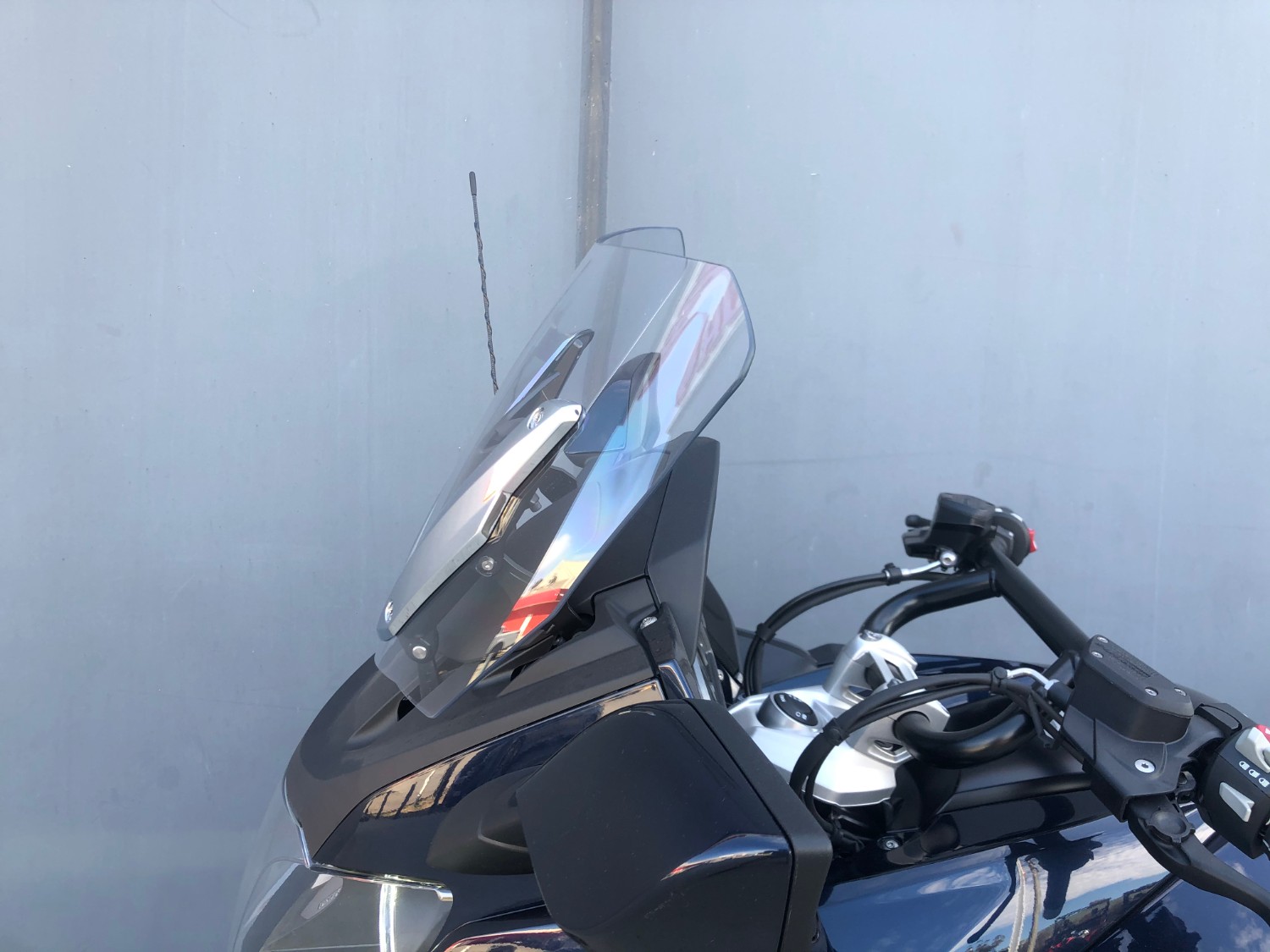 2019 BMW K1600 B Deluxe Motorcycle Image 14