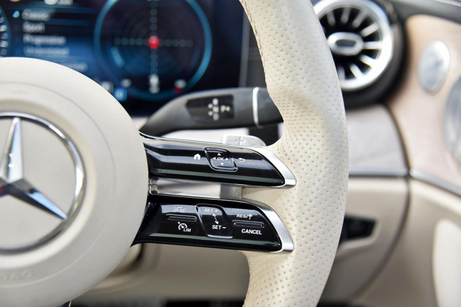 2020 Mercedes-Benz E-Class C238 E300 Coupe Image 16
