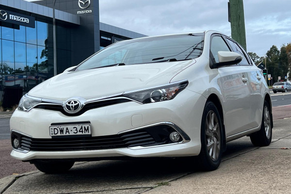 2017 Toyota Corolla ZRE182R Ascent Sport Hatch