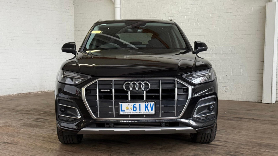 2023 Audi Q5 FY 45 TFSI sport SUV Image 2