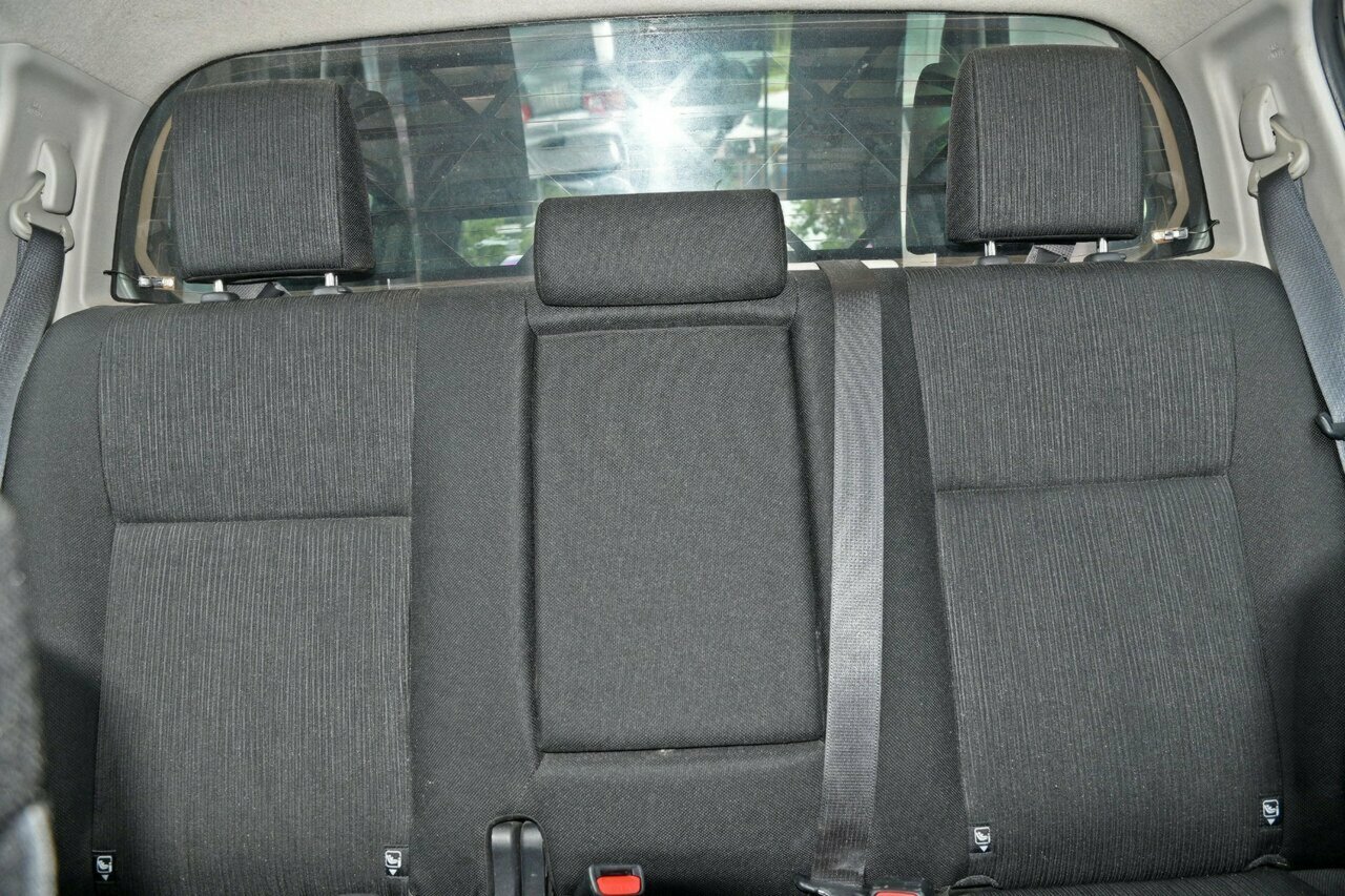 2016 Toyota Hilux GUN126R SR Double Cab Cab Chassis Image 15