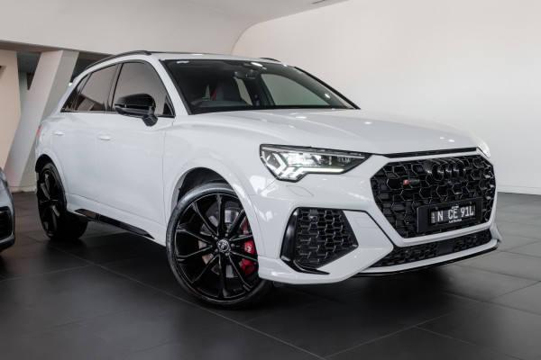 Audi RS Q3 (No Badge) F3