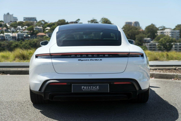 2020 Porsche Taycan Turbo S Coupe Image 5