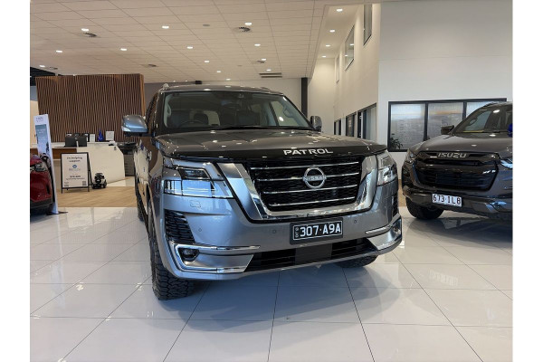 2022 Nissan Patrol Y62 Ti-L SUV Image 4