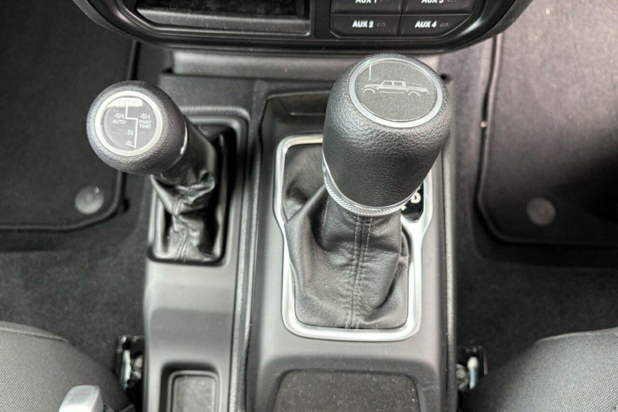 2023 Jeep Gladiator JT Night Eagle Pickup Image 29