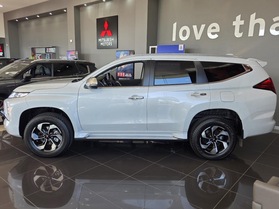 2025 Mitsubishi Pajero Sport QG GLS SUV Image 8