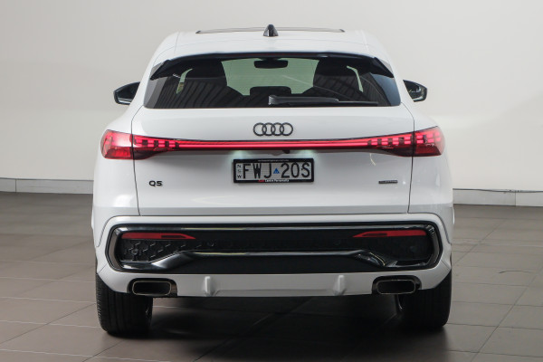 2026 Audi Q5 e-hybrid 270kW SUV image 5