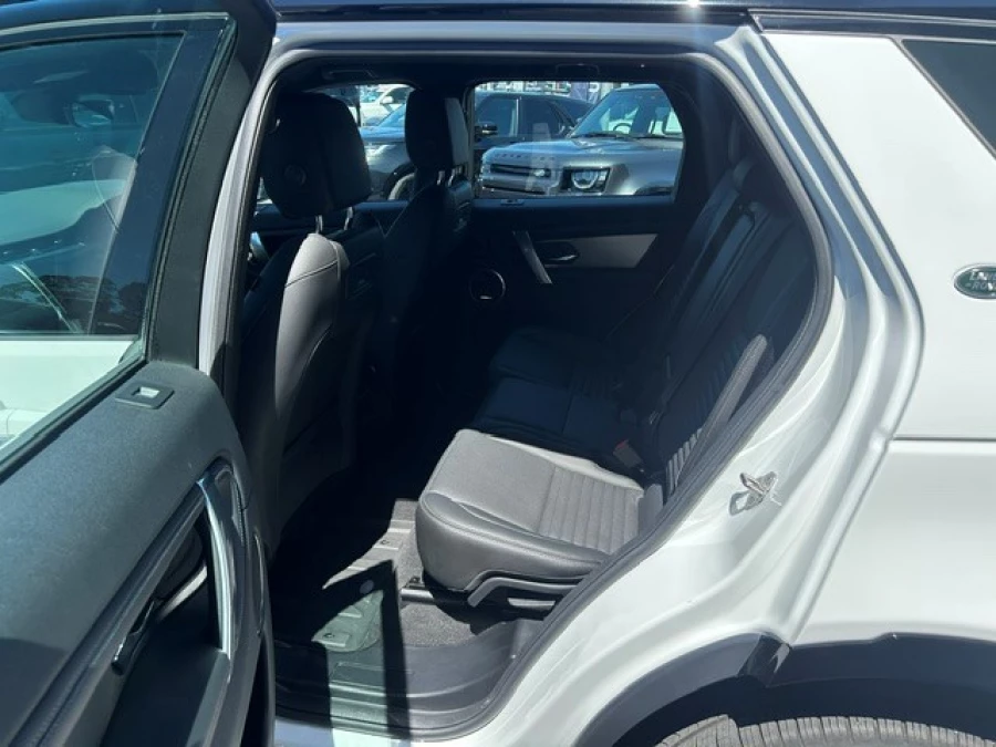 2025 MY26 Land Rover Discovery Sport L550 P250 Landmark SUV Image 11
