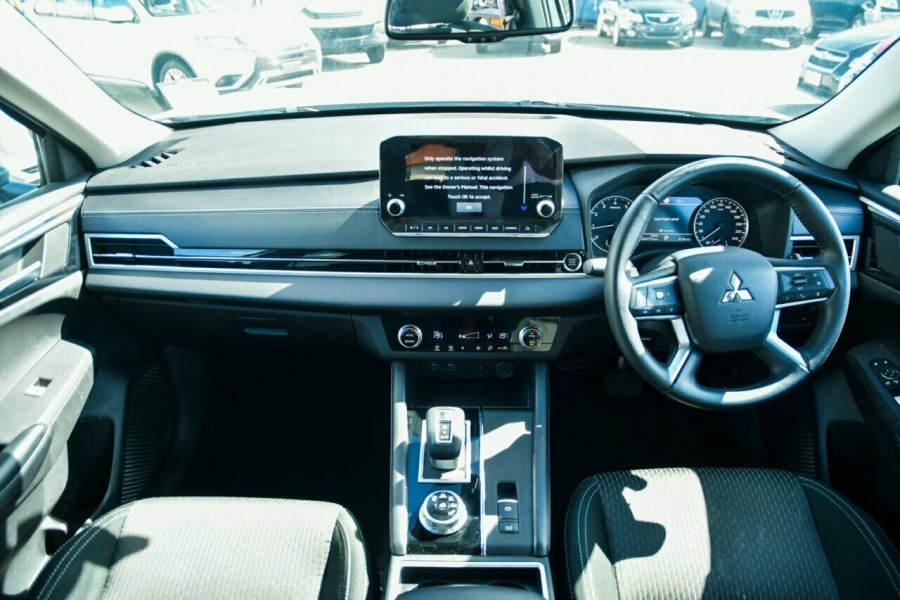 2023 MY24 Mitsubishi Outlander ZM LS SUV Image 19