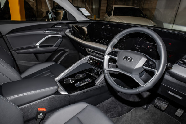 2025 Audi Q5 GU TFSI 150kW SUV image 7