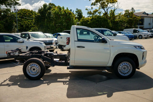 2023 Mitsubishi Triton MR GLX Cab Chassis