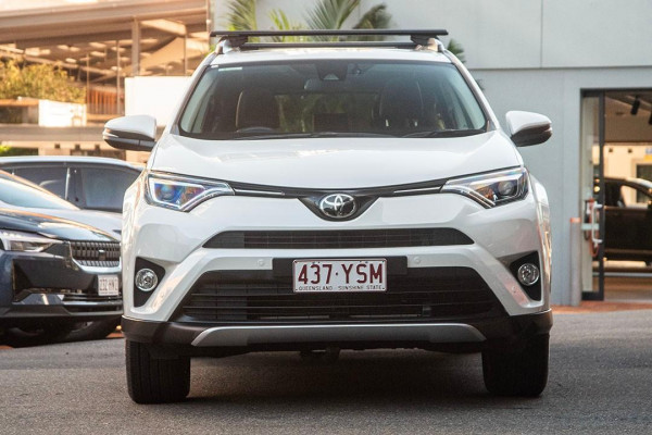 2017 Toyota RAV4 ASA44R Cruiser SUV Image 4
