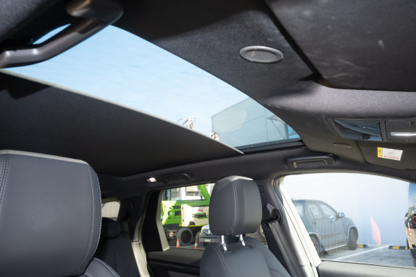 2025 MY25.5 Land Rover Discovery Sport L550 P250 Dynamic SE SUV