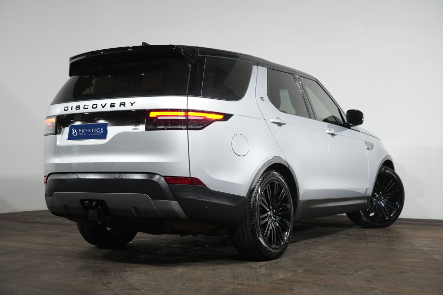 2020 Land Rover Discovery Series 5 Sd6 S SUV Image 7