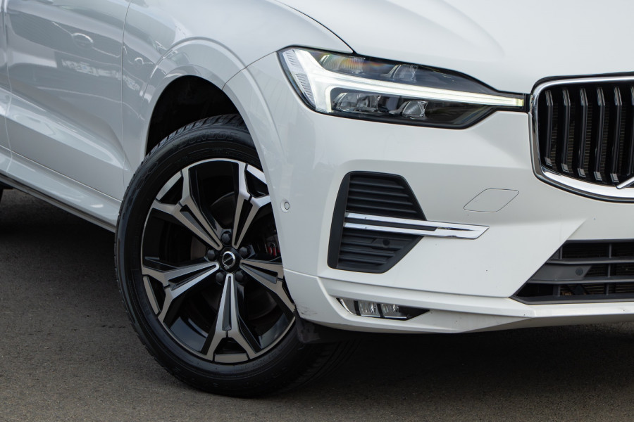 2022 Volvo XC60 UZ B5 Momentum SUV