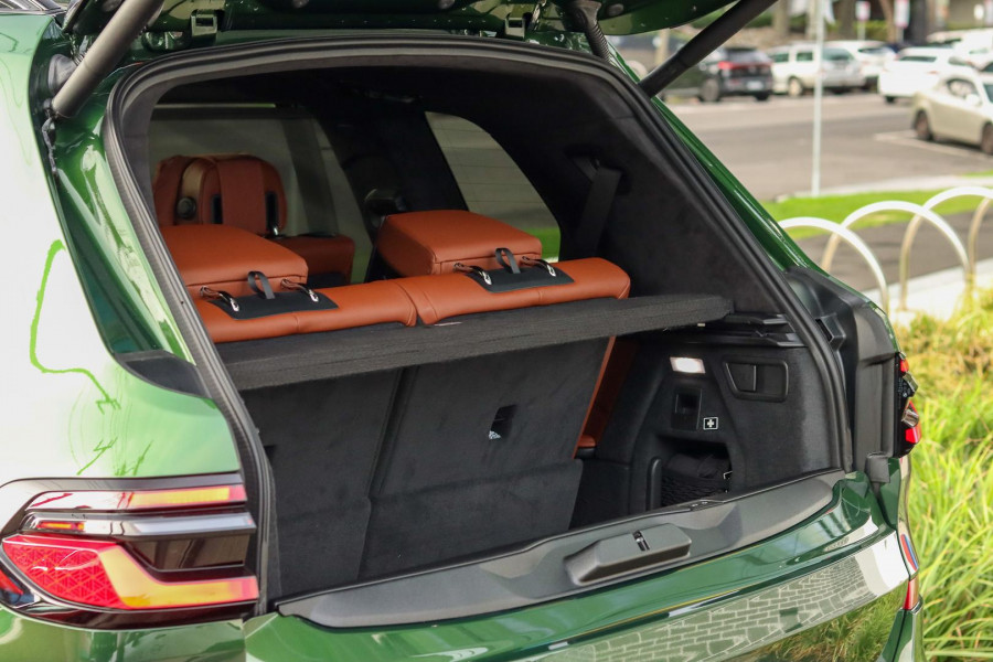 2026 BMW X7 G07 LCI M60i SUV