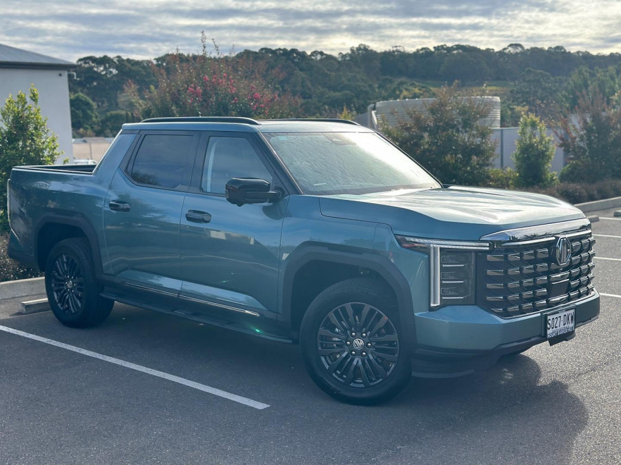 2025 MG U9 EKK1C Explore Pro Ute Image 1
