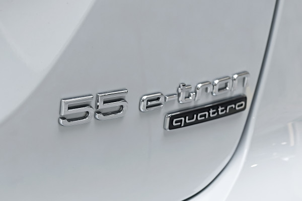 2025 Audi Q4 e-tron F4 55 SUV