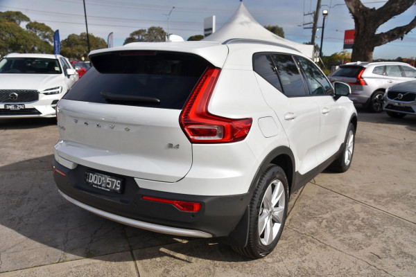 2025 MY26 Volvo XC40 XZ Plus B4 SUV Image 23