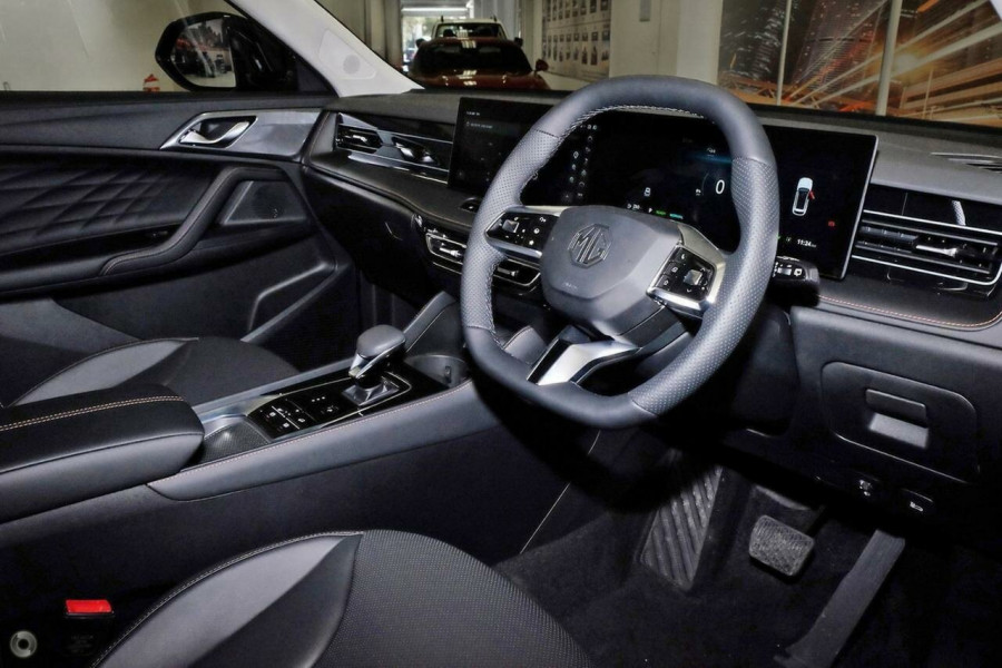 2025 MG HS AS33H Essence Hybrid+ SUV Image 6