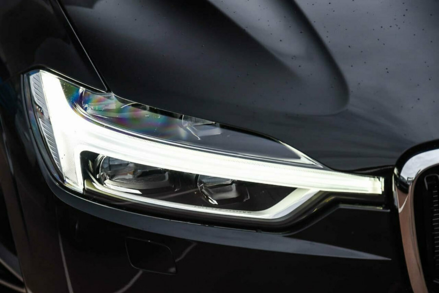 2019 MY20 Volvo XC60 UZ MY20 T5 AWD Momentum Suv Image 20