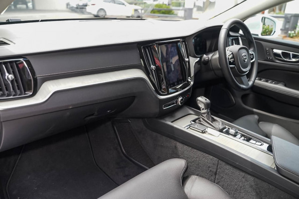 2019 MY20 Volvo V60 F-Series T5 Inscription Wagon Image 5