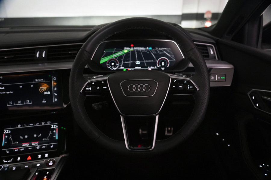 2024 Audi SQ8  GE e-tron SUV Image 34