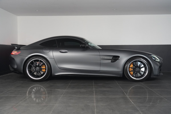 2021 Mercedes-Benz AMG GT R Coupe Image 17