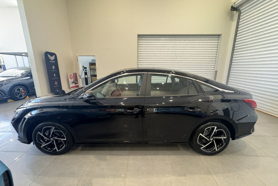 2024 MG MG5 AP32 Essence Sedan Image 8