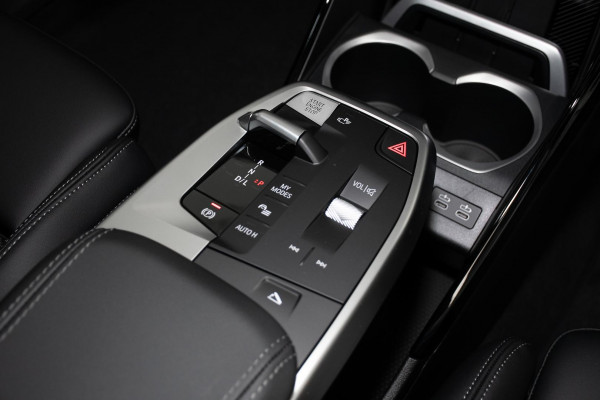 2026 BMW X1 U11 sDrive18i SUV image 14