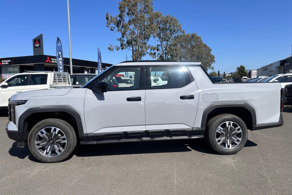 2025 LDV Terron 9 EKK1C Evolve Ute Image 6