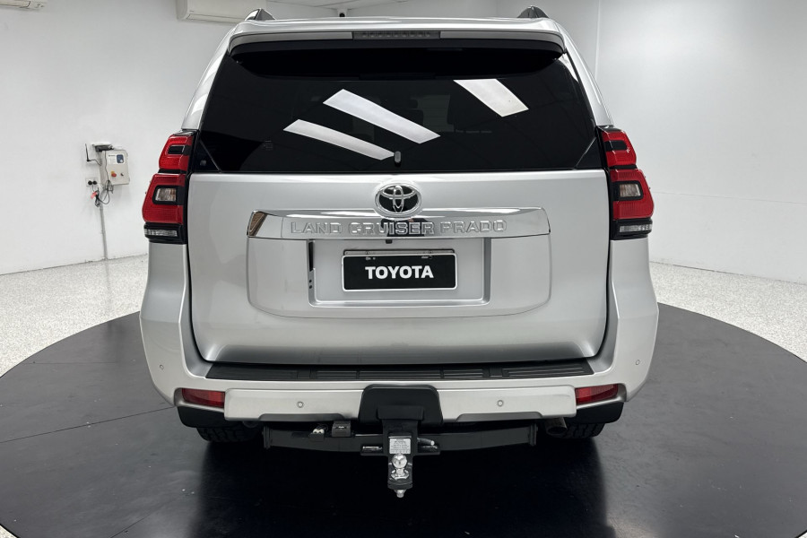 2022 Toyota LandCruiser Prado GDJ150R GXL SUV Image 10