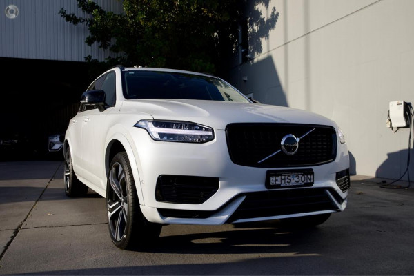 2024 Volvo XC90 L Series Recharge Ultimate T8 Plug-In Hybrid SUV