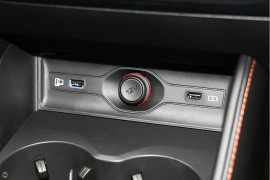 2024 MG HS AS33 Essence SUV