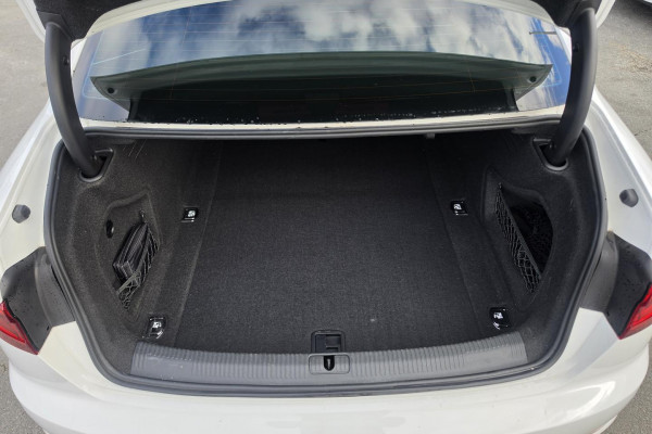 2018 Audi A4 B9 S Line Sedan Image 15