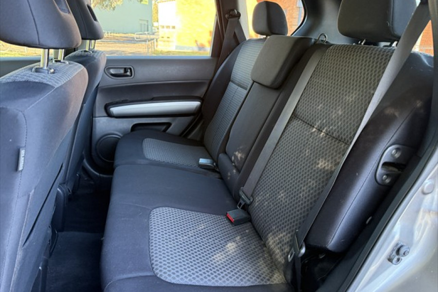 2009 Nissan X-Trail ST SUV Image 11