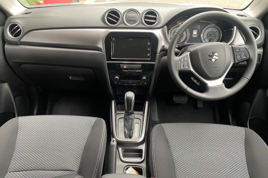 2024 Suzuki Vitara  Wagon Image 11