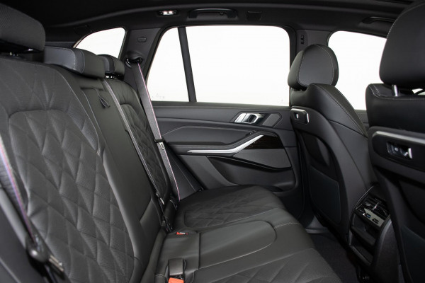 2026 BMW X5 G05 LCI xDrive50e M Sport SUV image 10