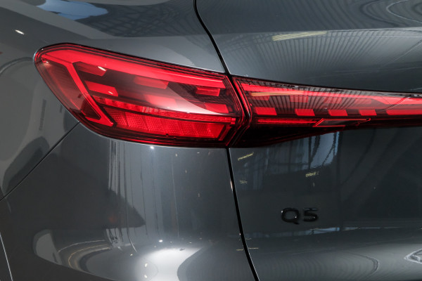 2026 Audi Q5 e-hybrid 270kW SUV image 19