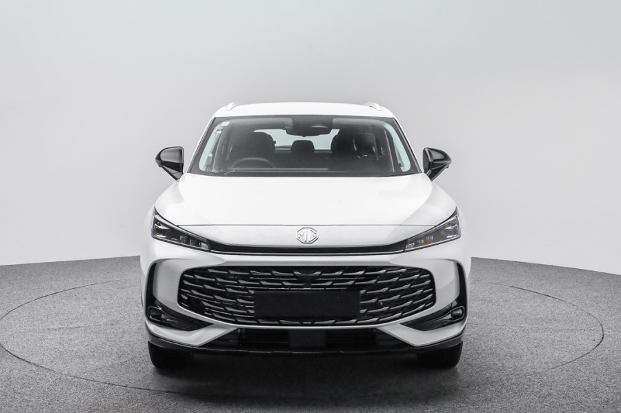 2026 MG HS Super Hybrid Excite SUV Image 2