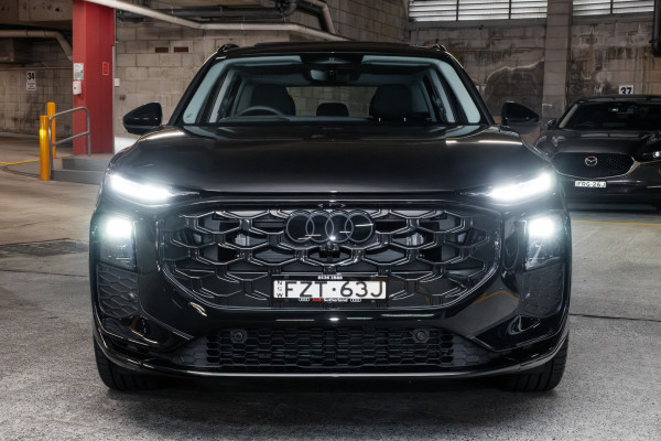2025 Audi Q3 F3 TFSI SUV image 4