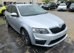 Skoda Octavia RS 162 TSI NE