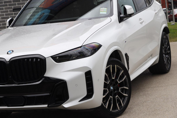 2025 BMW X5 G05 LCI xDrive30d M Sport SUV image 2