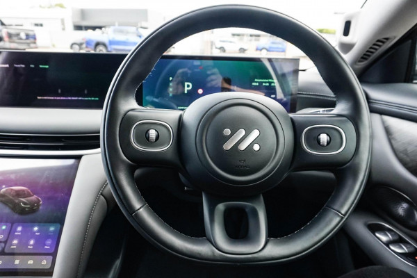 2025 MG IM5 P12L Performance Hatch Image 10