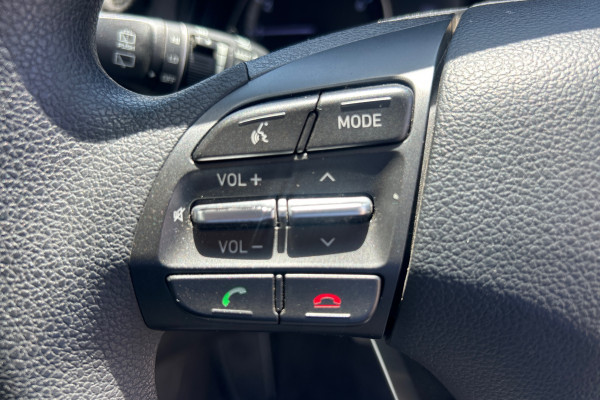 2017 MY18 Hyundai i30 PD Active Hatch Image 23