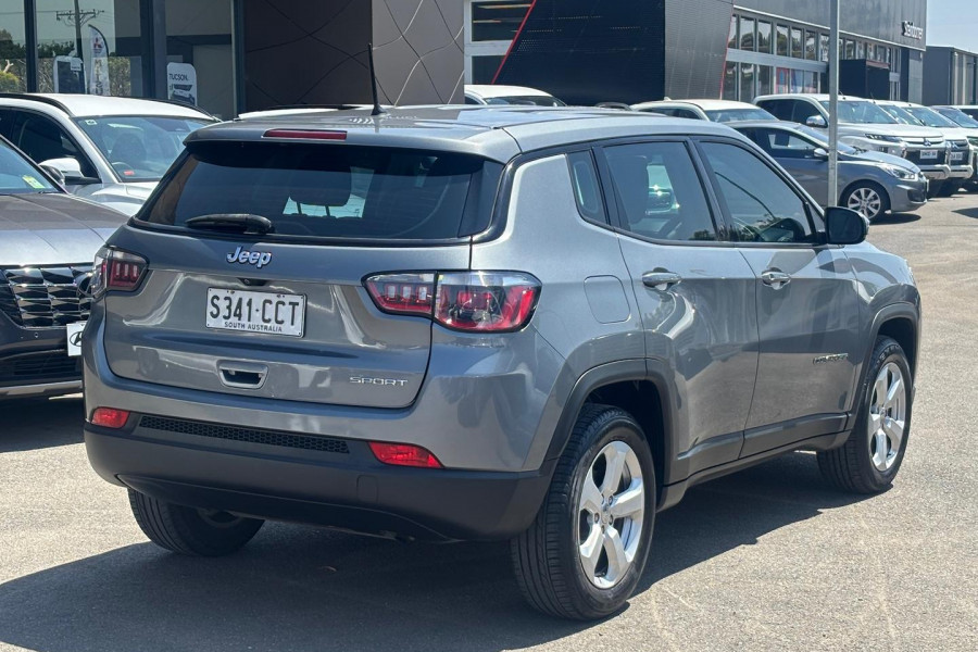 2018 Jeep Compass M6 Sport SUV Image 6