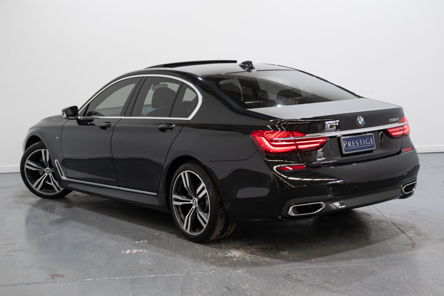 2018 BMW 7 Series 30d Sedan Image 9